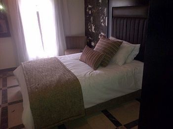 Quo Vadis Hotel Abudża Zewnętrze zdjęcie